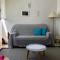 Apartment with swimming pool