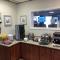 Days Inn by Wyndham Cocoa Beach Port Canaveral - Cocoa Beach