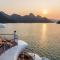Halong CAPELLACRUISE - Member of Lyra cruise collection