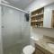 Apartamento em Bertioga com varanda gourmet Brisas da enseada