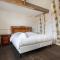 The Loft 300 - R Q C