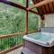Deluxe Couples Cabin on Creek