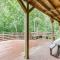 Private Luxury Cabin w Pool Table and Firepit