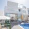 Vie Bleu 3 Bedroom Villas