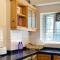 The Aster Homestay - Bedrooms & Apartments