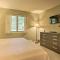Corner-Unit Condo with Grill Walk to Lake Tahoe! - Incline Village