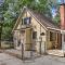 Cozy Crestline Cabin, Close to Lakes, Parks!