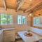 Lakeview Lodge Fit for Groups Less Than 1 Mile to Lake!