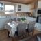 Birch Lodge, Pitlandie - Luxury 2 Bedroom Lodge with Sauna