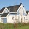 Bild Awesome Home In Breege-juliusruh With 2 Bedrooms, Sauna And Wifi
