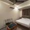 Sai Sagar Lodging & Boarding - Ulhasnagar