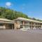 Quality Inn & Suites Mount Chalet - Clayton