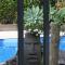 Snells Beach Motel