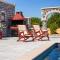 Des & Coo Luxury Villa with Private Pool