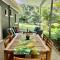 Honeybee House Cottage in the Rainforest