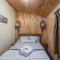 Winter Escape Waterfront Cottage Hottub&sauna! - Gravenhurst