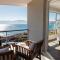 Whalesong Lodge