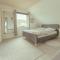Great 3 BR Loft Apt / Views / Free Parking