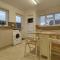 Cedar Drive, Holbeach - 1 to 4 - Self Catering - 霍尔比奇
