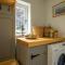 Climbing Rose Cottage - Dog Friendly - Peaceful Cotswold Cottage