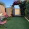 Beach flat with garden
