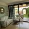 Beach flat with garden