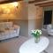 Rosedale a charming detached 4 bedroom cottage.