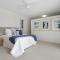 Maher Tce Stately Residence with Beach Side Charm