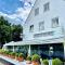 Hotel Ashleys Garden