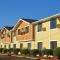 Super 8 by Wyndham Charlotte University - Charlotte