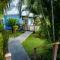 Red Coconut Self-Catering