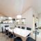 Resort 2 Surfers Residence E 8