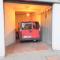 PRIVATE GARAGE,AIR COND, QUITE, NEAR TRAIN STATION