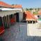 Vila Aliaj Deluxe rooftop apartment with private balcony - Durrës