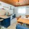 3 Bedroom Awesome Apartment In Klek