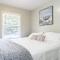 Nanas Nest by Oak Island Accommodations - أوك آيلاند