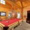 Private 2 Bedroom Townhome Located In East Keystone With Access To A Firepit, Hot Tub, And Billiards