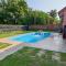 AFamosa Villa 884
