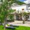 Villa Mimina - Exclusive villa with garden, Jacuzzi and sea view