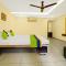 Treebo Surya Comforts, 200 Mtrs From Kolhapur Railway Station