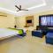 Treebo Surya Comforts, 200 Mtrs From Kolhapur Railway Station
