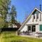 Stunning Home In Sint Nicolaasga