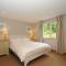 Swandown, 12A Goldenhaye