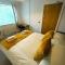 159 Sculcoates Lane, Fully equipped, self catering, close to multiple bars and restaurants and Hull University - Hull