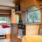 Cosy Caravan on Luxury Campsite - Hulme End