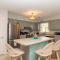 Blu-By-U by Oak Island Accommodations - أوك آيلاند