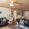 Changes In Attitudes by Oak Island Accommodations - 橡树岛