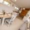 Hawthorn Glen Lodges