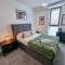 Luxury City Centre Townhouse with Parking