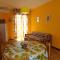 Great flat with shared pool and lovely balcony